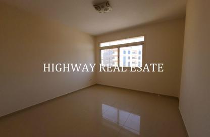 Apartment - 2 - 3 for rent in Muwaileh 29 Building - Muwaileh - Sharjah