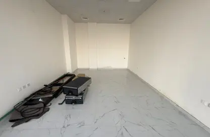 متجر - استوديو للايجار في الجرف 3 - الجرف - عجمان وسط المدينة - عجمان