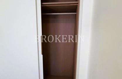 Apartment - Studio - 1 for rent in Binghatti Ivory - Dubai Healthcare City 2 - Al Jaddaf - Dubai Apartment - Studio - 1 for rent in Binghatti Ivory - Dubai Healthcare City 2 - Al Jaddaf - Dubai