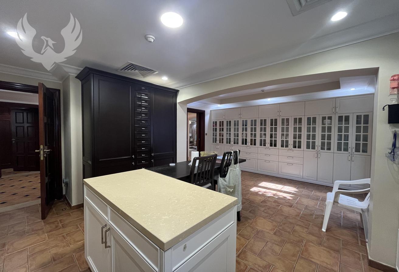 Spacious 5 Bed Villa | Golf Course View photo 6