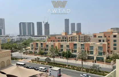 Duplex - 3 Bedrooms - 4 Bathrooms for rent in Royal JVC Building - District 10 - Jumeirah Village Circle - Dubai