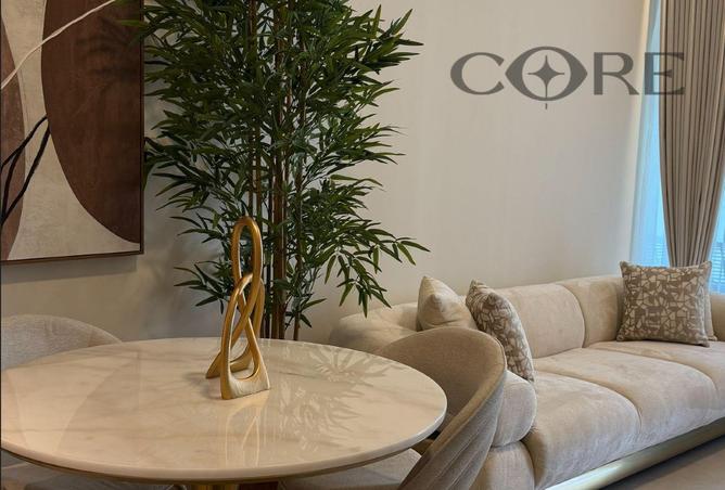 65152000 - Property Main Image