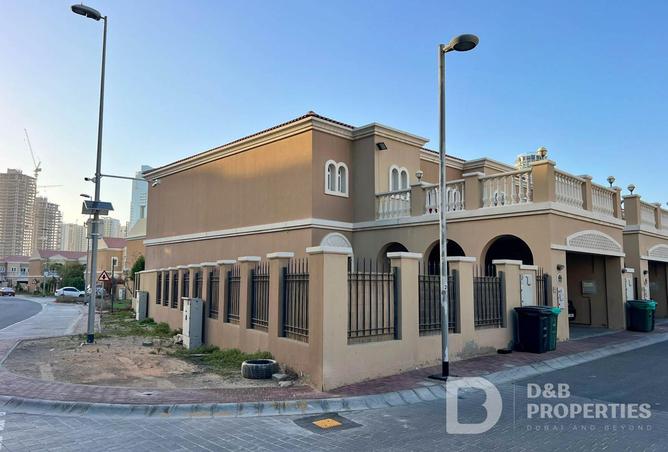 101255054 - Property Image 2
