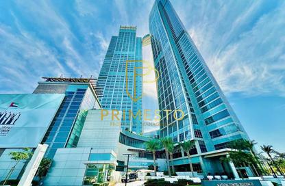 Apartment - 2 Bedrooms - 3 Bathrooms for rent in Nation Towers - Corniche Road - Abu Dhabi