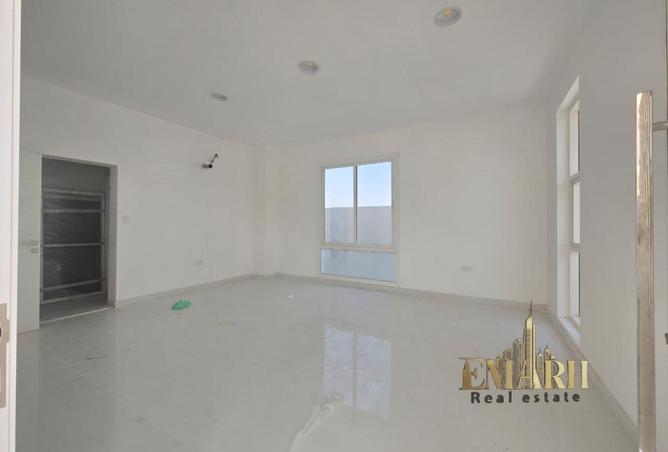 92694413 - صورة العقار 3