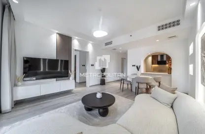 Apartment - 2 Bedrooms - 3 Bathrooms for sale in Yansoon 2 - Yansoon - Old Town - Downtown Dubai - Dubai