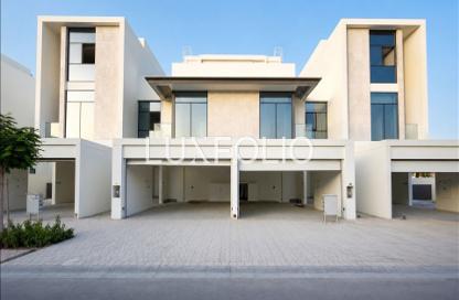 Townhouse - 4 - 4 for sale in Opal Gardens - District 11 - Mohammed Bin Rashid City - Dubai
