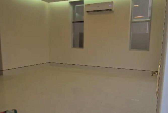 108606002 - Property Image 3