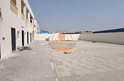 Labor Camp - Studio - 7+ Bathrooms for rent in Ali Mousa Building - Al Sajaa Industrial - Al Sajaa - Sharjah Labor Camp - Studio - 7+ Bathrooms for rent in Ali Mousa Building - Al Sajaa Industrial - Al Sajaa - Sharjah