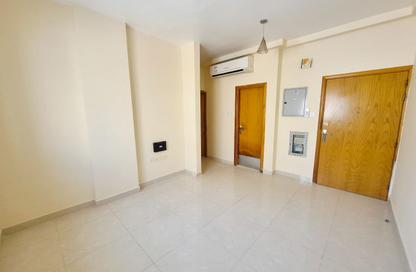 Apartment - 1 Bedroom - 1 Bathroom for rent in Fire Station Road - Muwaileh - Sharjah