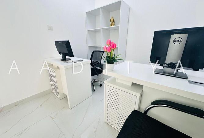 54013228 - Property Image 3