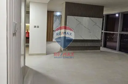 شقة - 3 غرف نوم - 4 حمامات للايجار في راديانت سكوير - مدينة الأضواء - جزيرة الريم - أبوظبي شقة - 3 غرف نوم - 4 حمامات للايجار في راديانت سكوير - مدينة الأضواء - جزيرة الريم - أبوظبي
