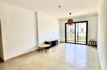 Apartment - 2 Bedrooms - 2 Bathrooms for rent in Qamar 3 - Madinat Badr - Al Muhaisnah - Dubai