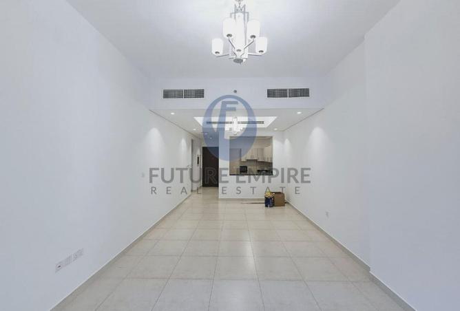 LUXURIOUS 1BR + LAUNDRY + STORAGE | Nearby Park photo 2