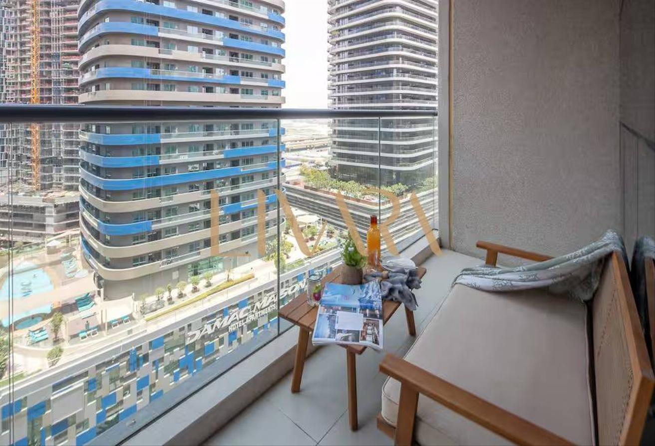 Fully Furnished | Huge Layout | 10m to Dubai mall photo 2