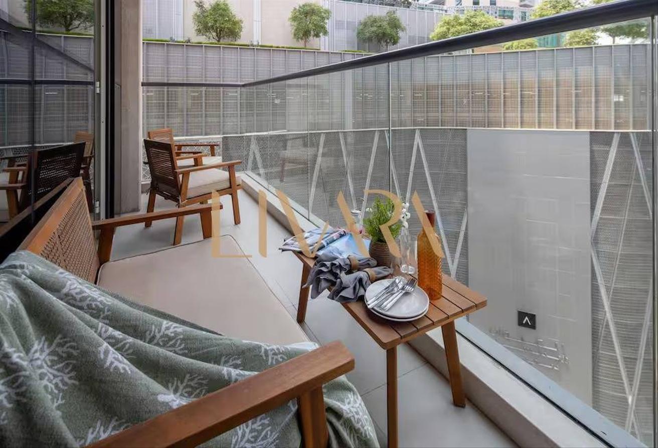 Fully Furnished | Huge Layout | 10m to Dubai mall photo 10