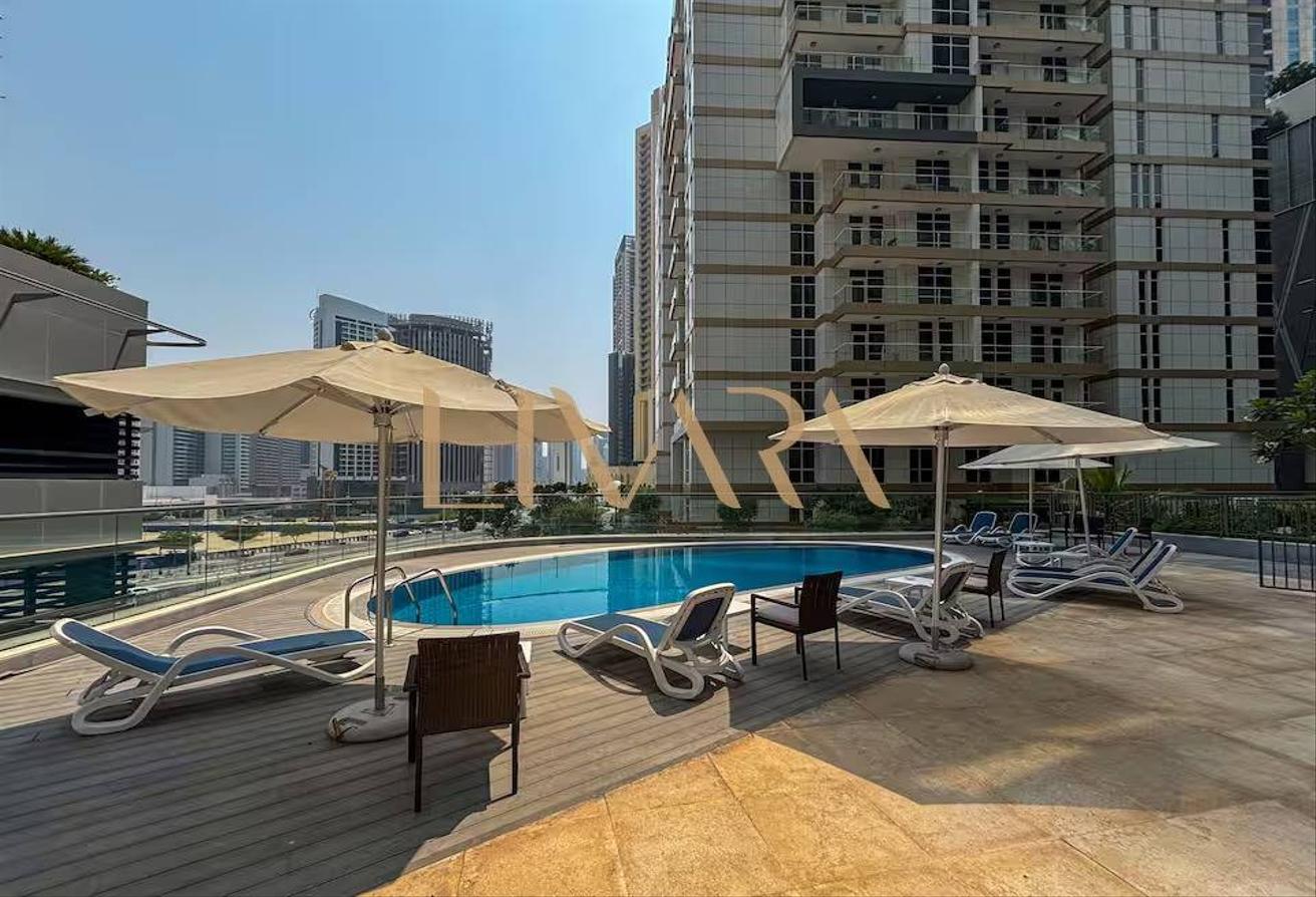 Fully Furnished | Huge Layout | 10m to Dubai mall photo 16