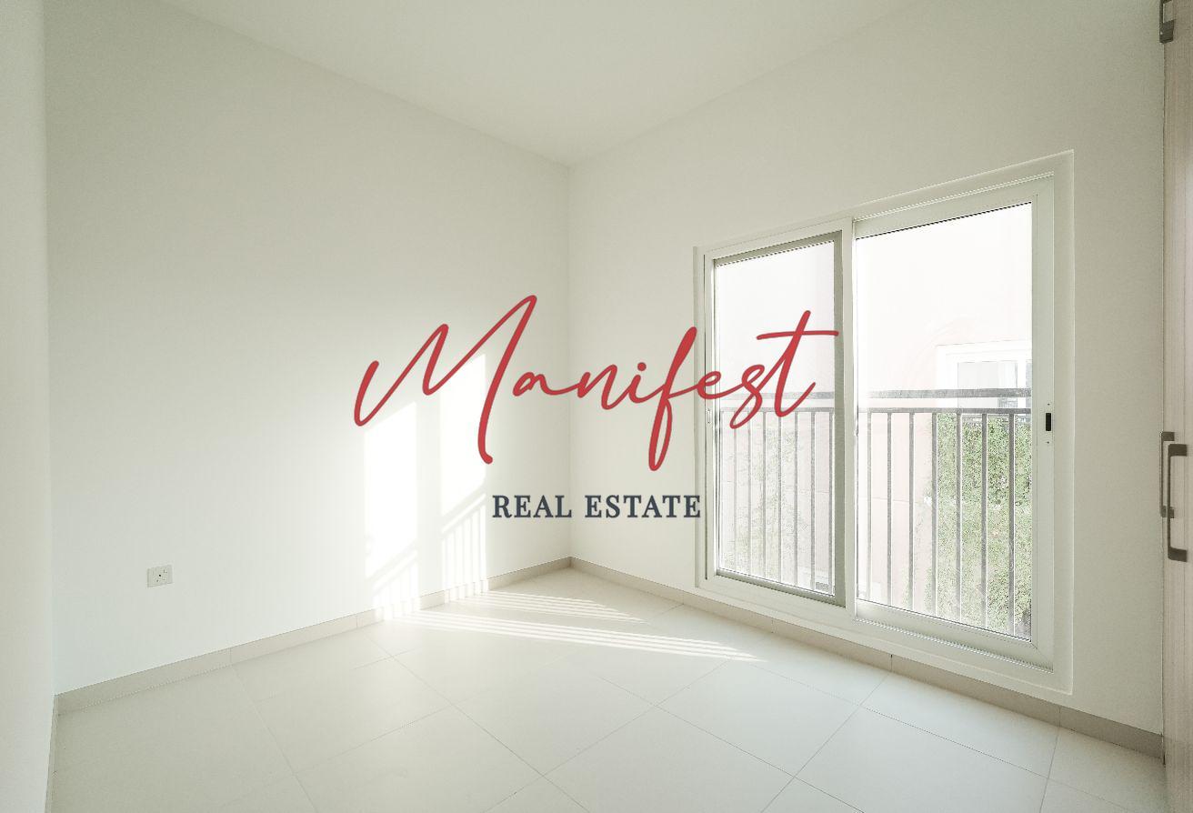 Single Row | Large Layout | Close to Amenities photo 10