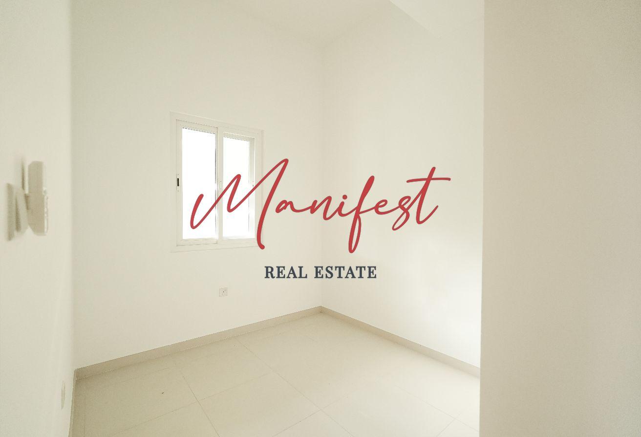 Single Row | Large Layout | Close to Amenities photo 8