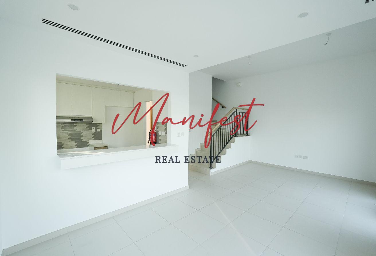 Single Row | Large Layout | Close to Amenities photo 4