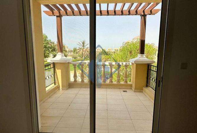 68274053 - Property Image 2