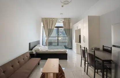 شقة - 1 حمام للبيع في كريستال مساكن - منطقة 11 - قرية جميرا الدائرية - دبي