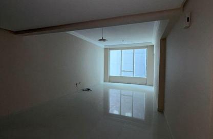 Apartment - 3 Bedrooms - 5 Bathrooms for rent in Al Majaz 3 - Al Majaz - Sharjah