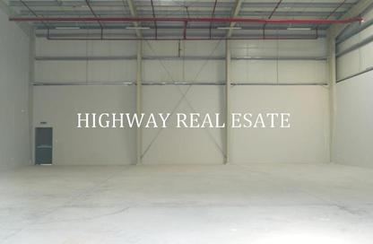 Warehouse - Studio - 2 for rent in Al Sajaa S - Al Sajaa - Sharjah