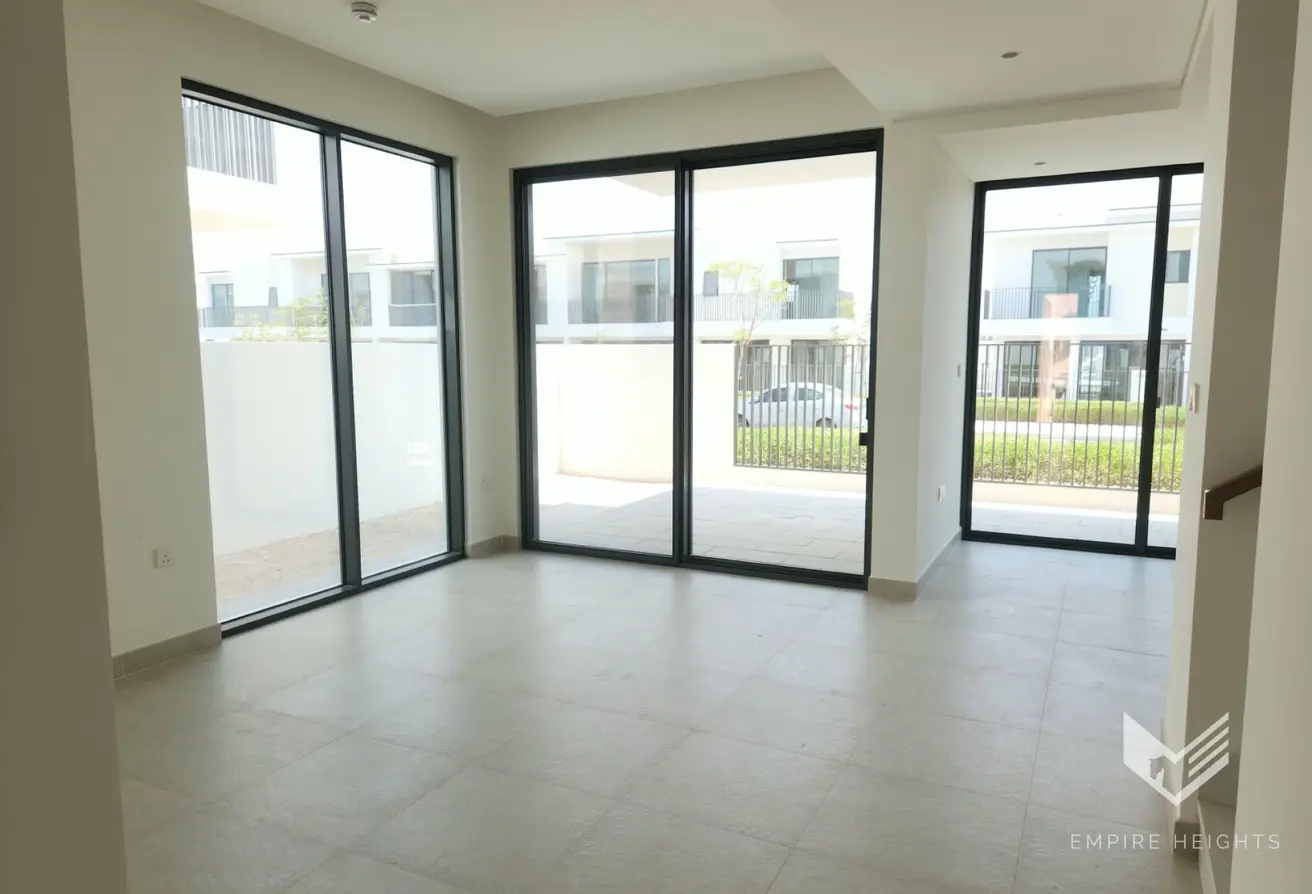 156913045 - Property Main Image