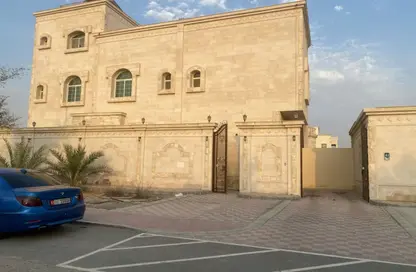 فيلا - 5 غرف نوم - 6 حمامات للايجار في مدينة شخبوط - أبوظبي فيلا - 5 غرف نوم - 6 حمامات للايجار في مدينة شخبوط - أبوظبي