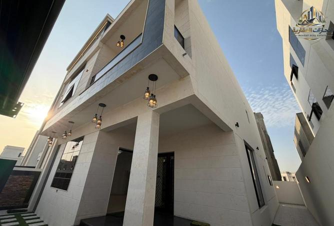 83229762 - Property Image 3