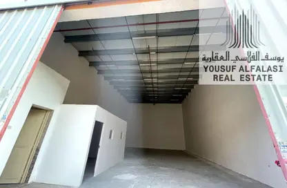 مستودع - استوديو - 1 حمام للايجار في الجرف الصناعية 1 - الجرف الصناعية - عجمان