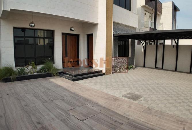 128851976 - Property Image 2