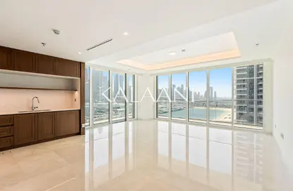 Apartment - 3 Bedrooms - 3 Bathrooms for rent in Palace Beach Residence Tower 1 - Palace Beach Residence - Emaar Beachfront - Dubai Harbour - Dubai