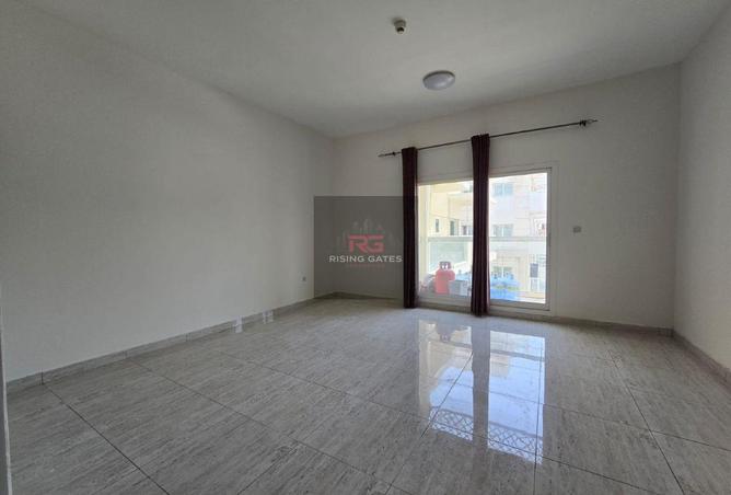 98715353 - Property Image 3