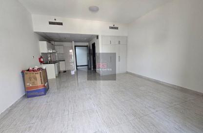 Apartment - Studio - 1 Bathroom for rent in Park Ville 07 - International City Phase 2 - Al Warsan 4 - Al Warsan - Dubai