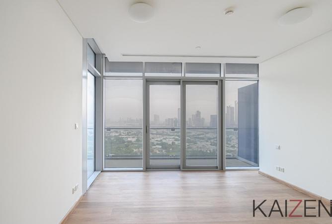 Huge Luxury 1BR in Burj Daman DIFC