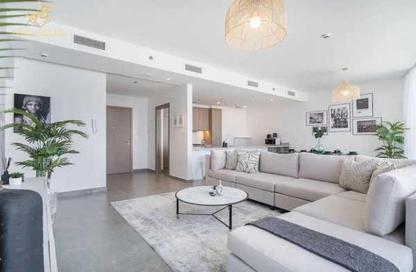 Apartment - 2 Bedrooms - 2 Bathrooms for rent in Stella Maris - Dubai Marina - Dubai