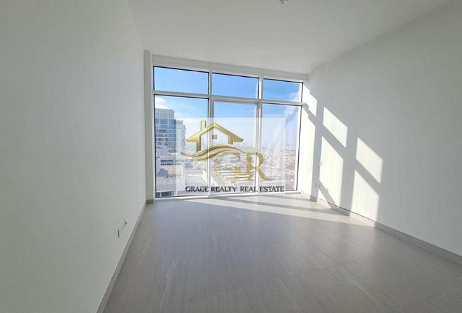 74632037 - Property Image 3