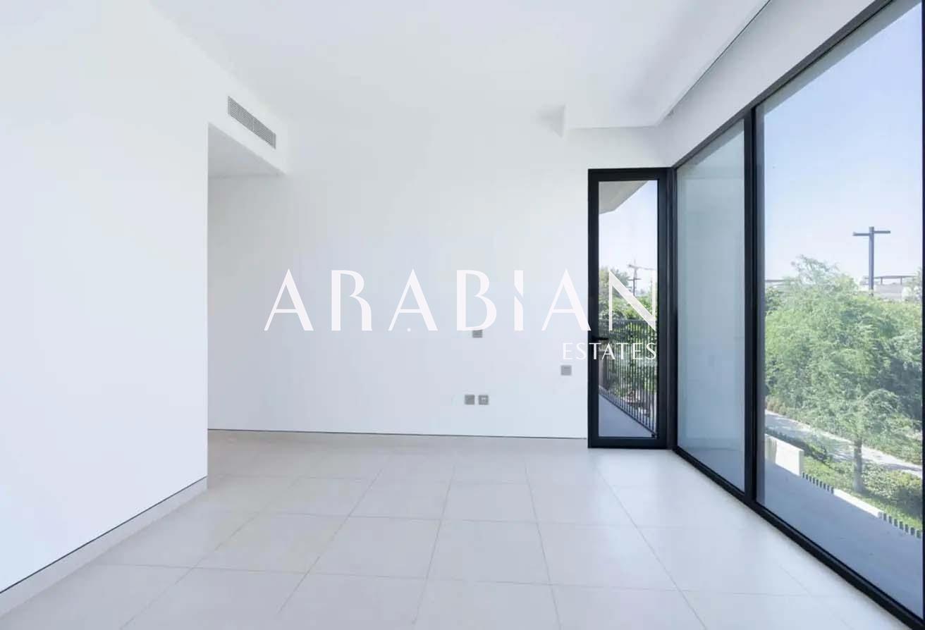 Garden Suite | Vacant Soon | Landscaped photo 9