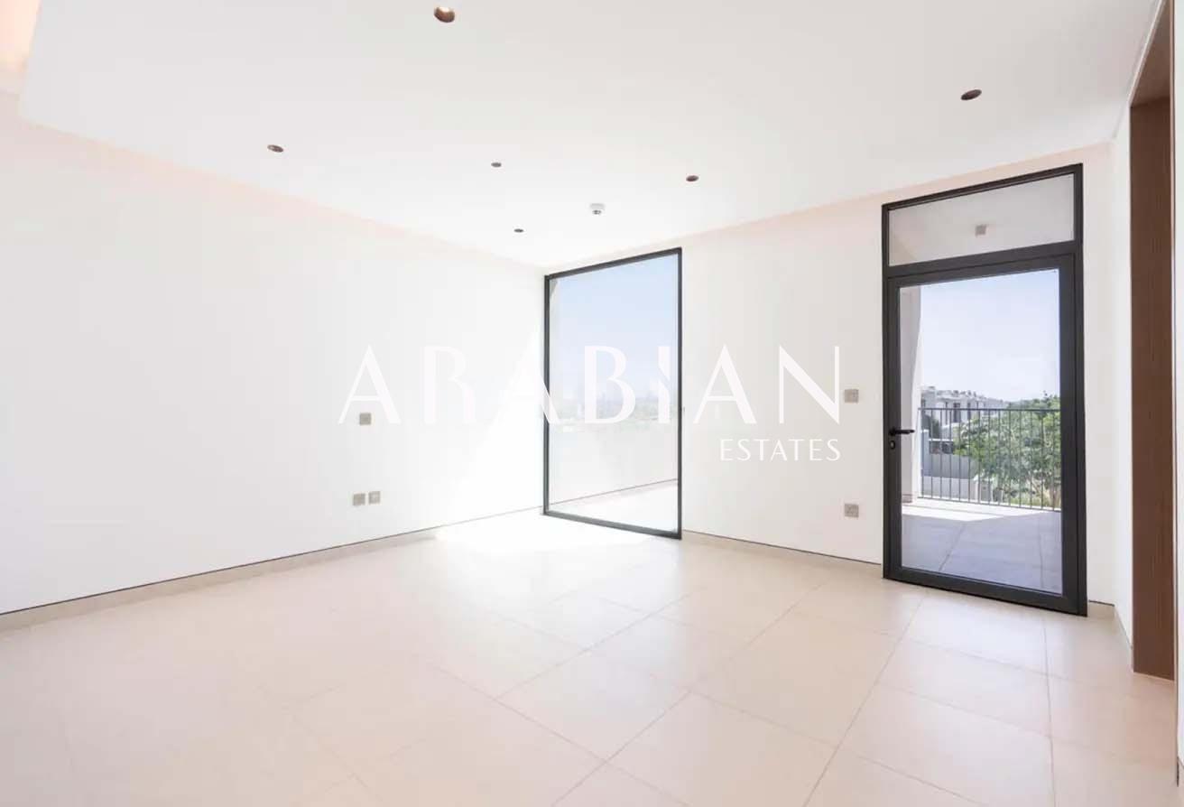 Garden Suite | Vacant Soon | Landscaped photo 10