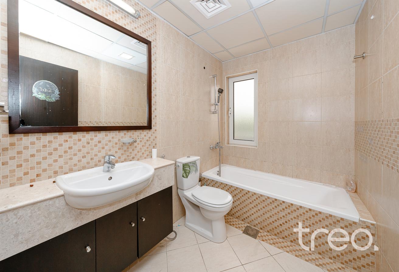 Pool, Single Row, Type A2, villa photo 26