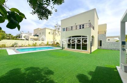 Villa - 5 Bedrooms - 4 Bathrooms for rent in Meadows 1 - Meadows - Dubai