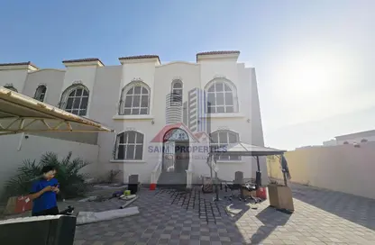 Villa - 4 Bedrooms - 5 Bathrooms for rent in Hoshi - Al Badie - Sharjah
