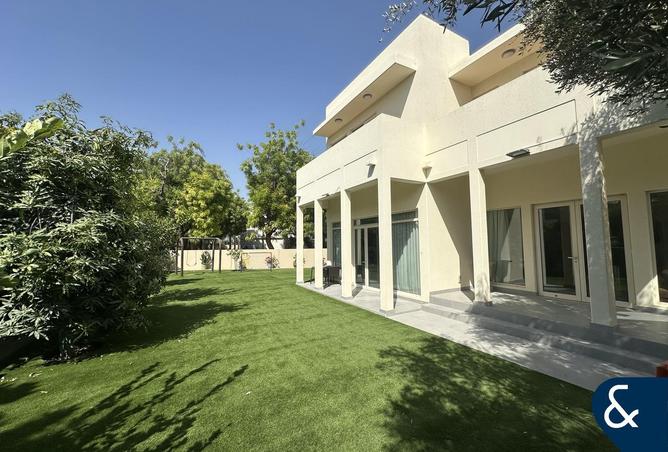 85751933 - Property Image 2