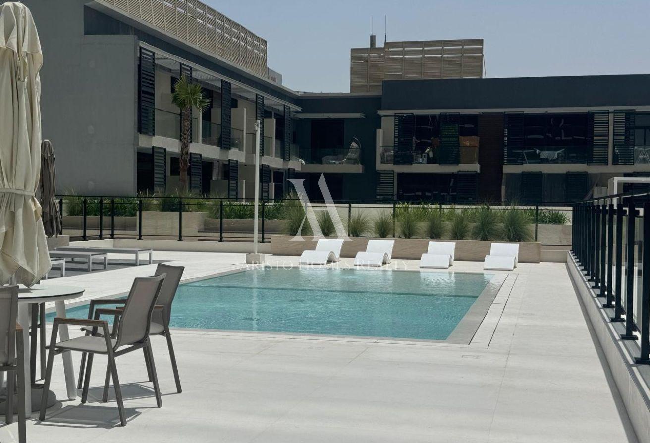 Luxury 1BR | Modern Lobby | Prime JVC Location photo 8