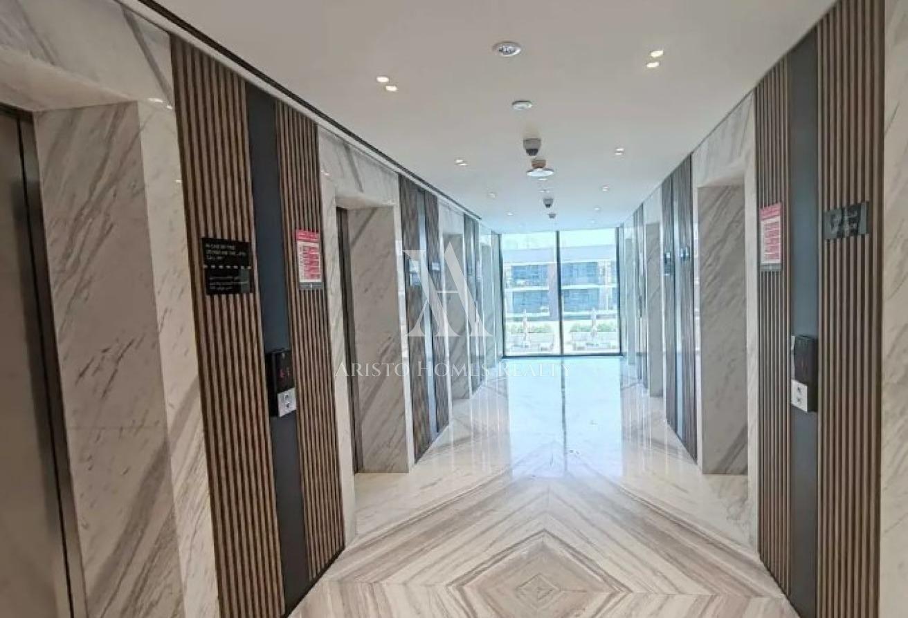 Luxury 1BR | Modern Lobby | Prime JVC Location photo 5