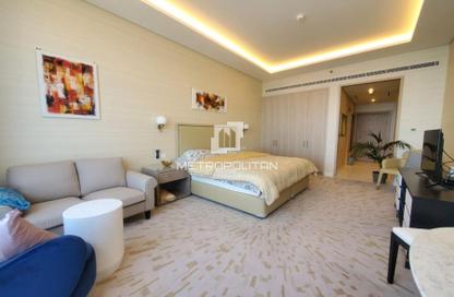 Apartment - Studio - 1 for rent in The Palm Tower - Palm Jumeirah - Dubai