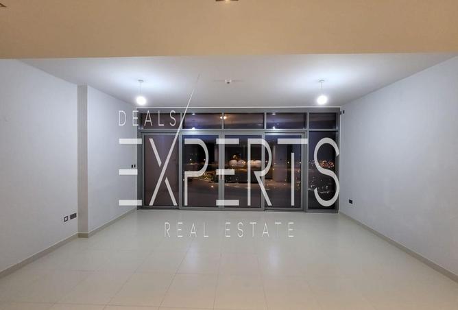 127912339 - Property Main Image