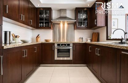 Apartment - 1 Bedroom - 2 Bathrooms for sale in 29 Burj Boulevard Tower 1 - 29 Burj Boulevard - Downtown Dubai - Dubai